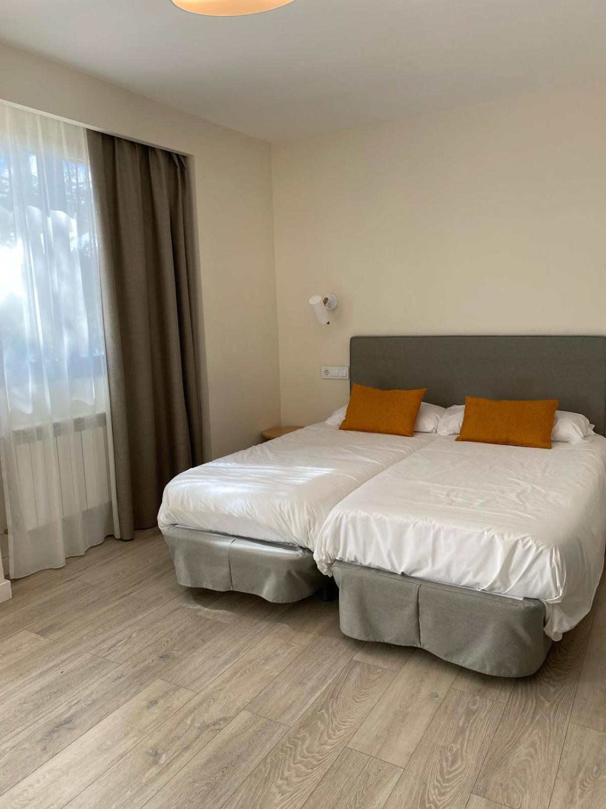 Villa Lucerna Sports & Hotel Resort Vigo de Sanabria エクステリア 写真