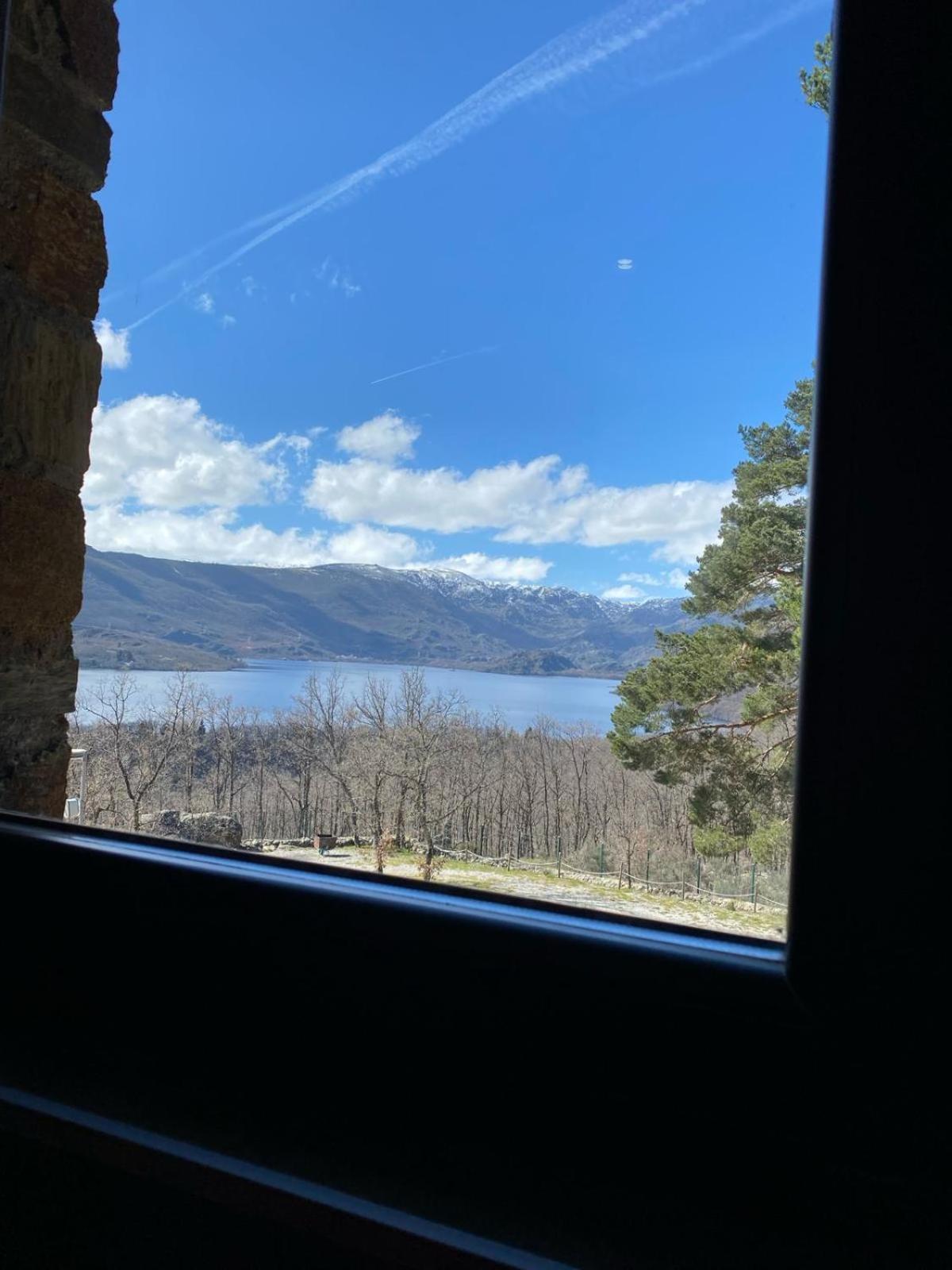 Villa Lucerna Sports & Hotel Resort Vigo de Sanabria エクステリア 写真
