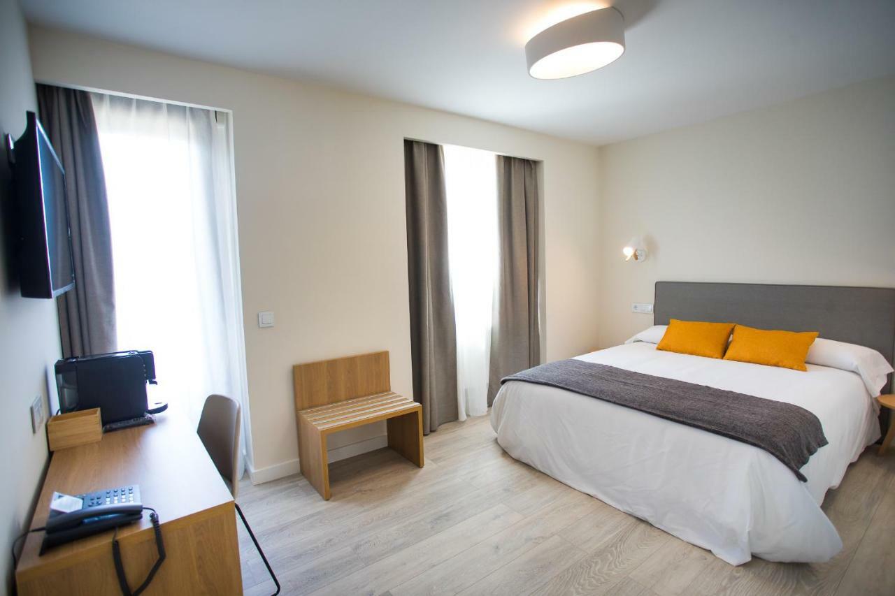 Villa Lucerna Sports & Hotel Resort Vigo de Sanabria エクステリア 写真