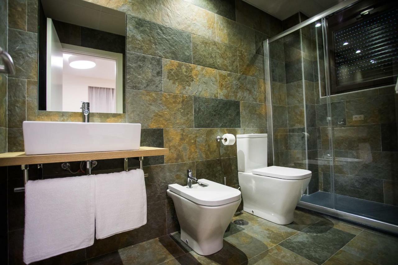 Villa Lucerna Sports & Hotel Resort Vigo de Sanabria エクステリア 写真