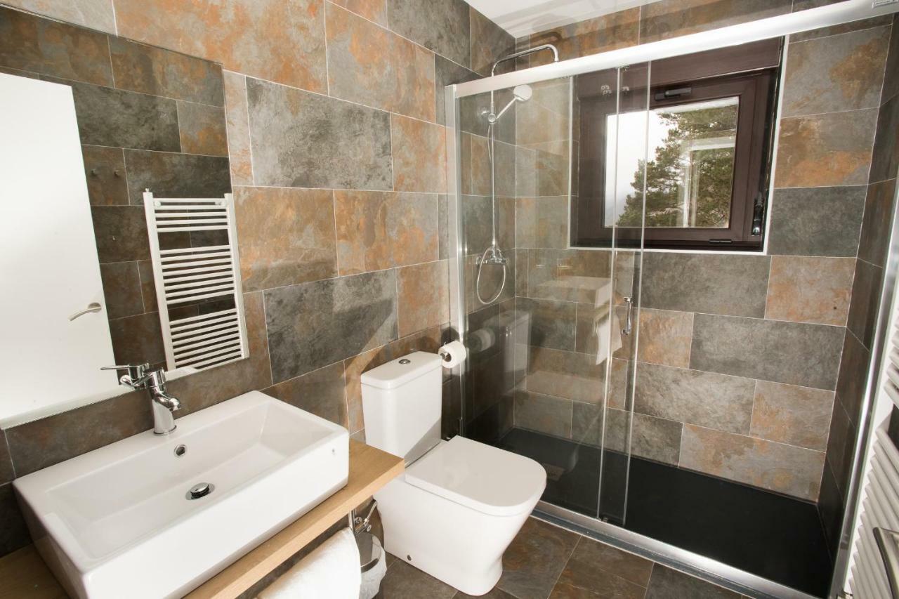 Villa Lucerna Sports & Hotel Resort Vigo de Sanabria エクステリア 写真