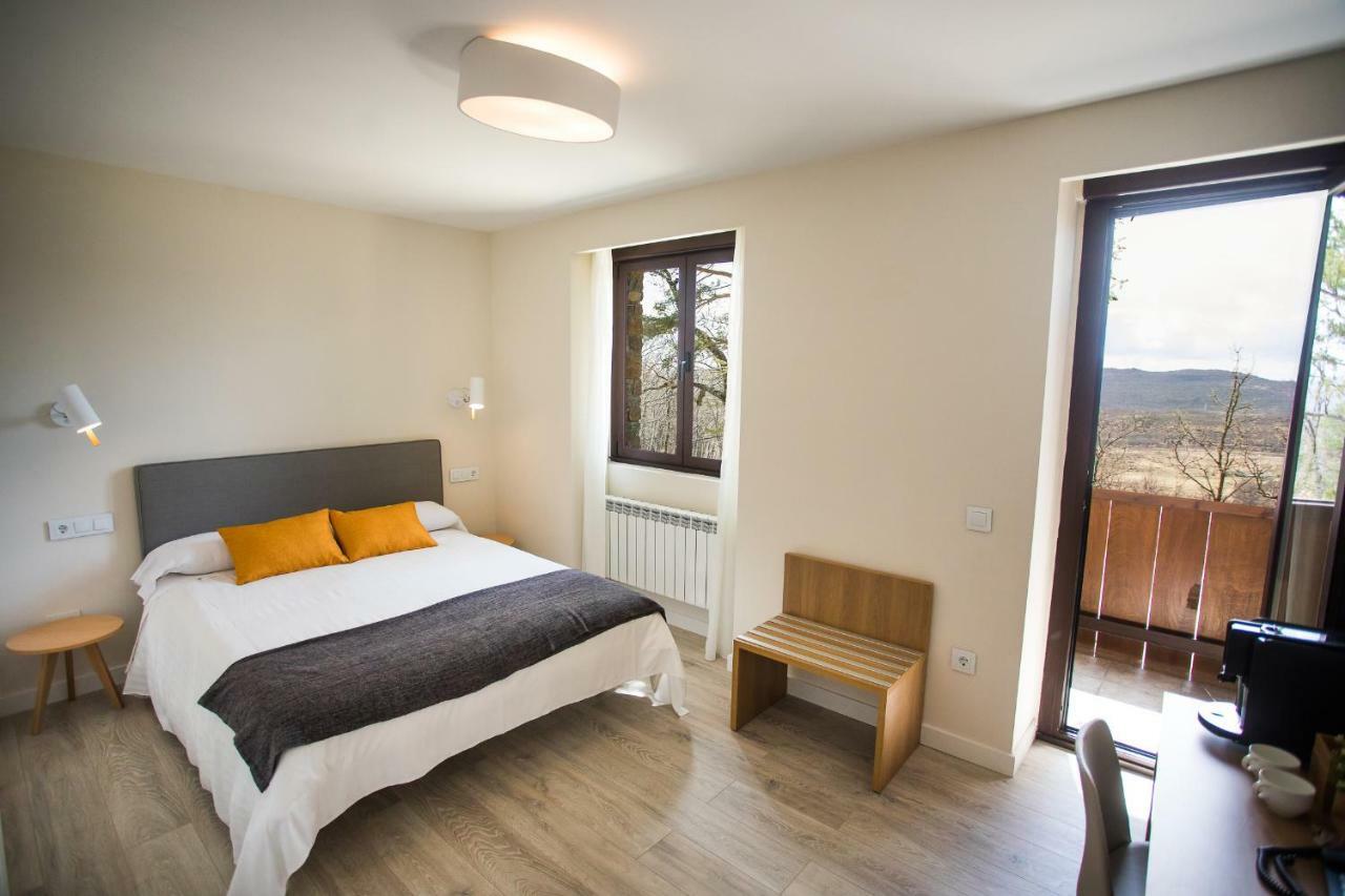 Villa Lucerna Sports & Hotel Resort Vigo de Sanabria エクステリア 写真