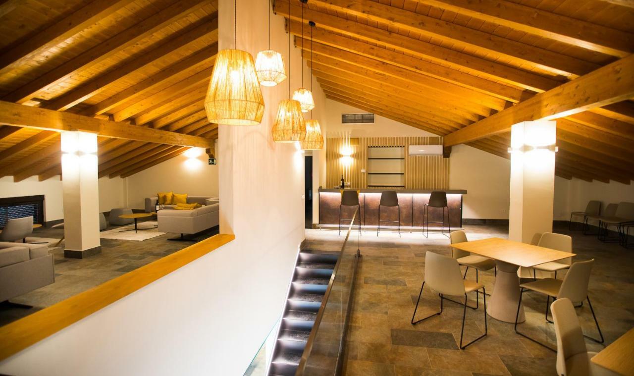 Villa Lucerna Sports & Hotel Resort Vigo de Sanabria エクステリア 写真