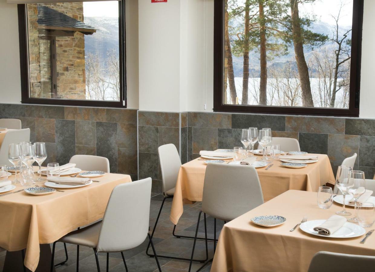 Villa Lucerna Sports & Hotel Resort Vigo de Sanabria エクステリア 写真